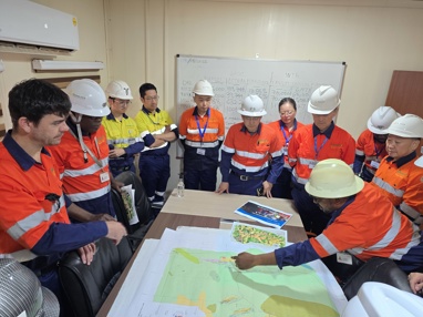 Chifeng Jilong Gold Leadership Visits Ghana