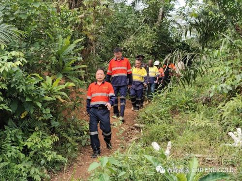 Lyu Xiaozhao, Co-Chairman of Chifeng Gold, inspects the mining work around Golden Star Wassa