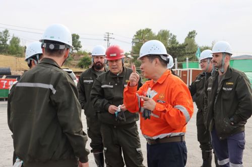 A delegation from LXML Sepon Mine of Chifeng Gold visited domestic mining subsidiaries for investigation